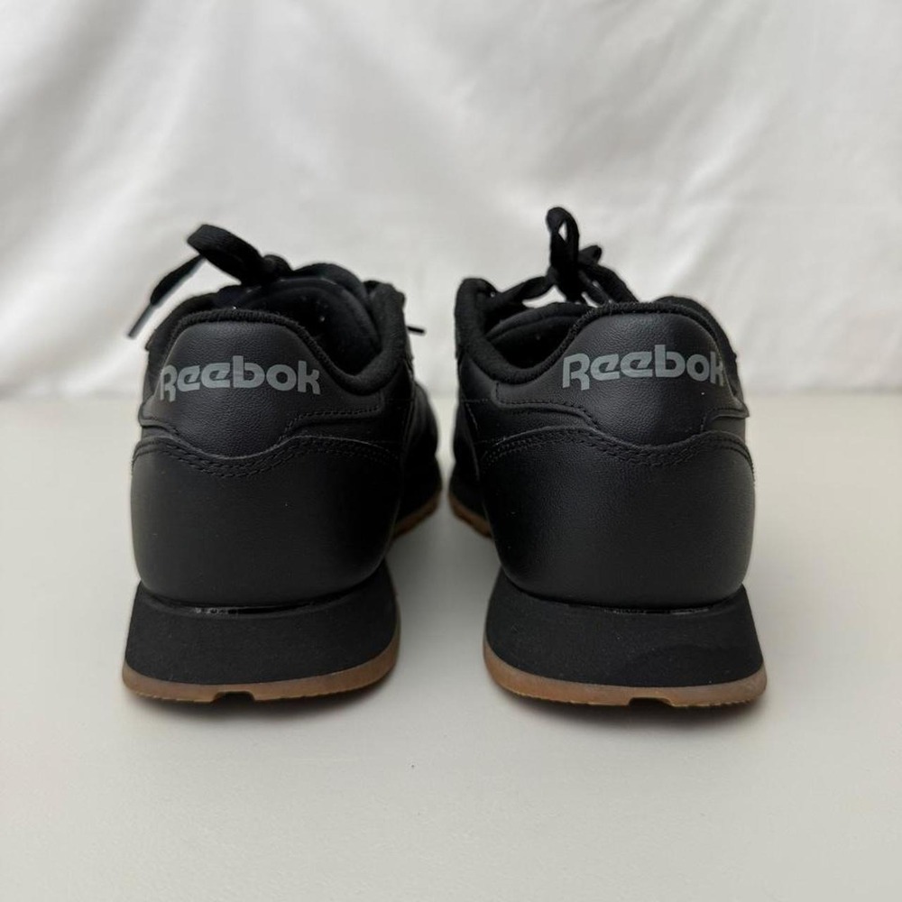 Womens Reebok Classic Leather Athletic Shoe - Black / Gum size 7 US - Picture 6 of 8